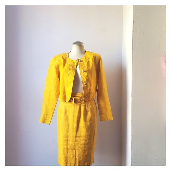 Vintage  Linen A.T suit